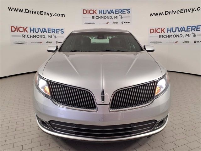 2015 Lincoln MKS Base