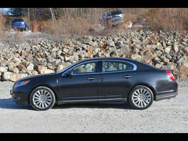 2015 Lincoln MKS Base