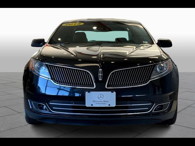 2015 Lincoln MKS Base