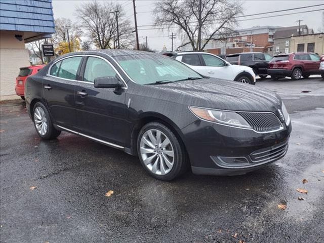 2015 Lincoln MKS Base