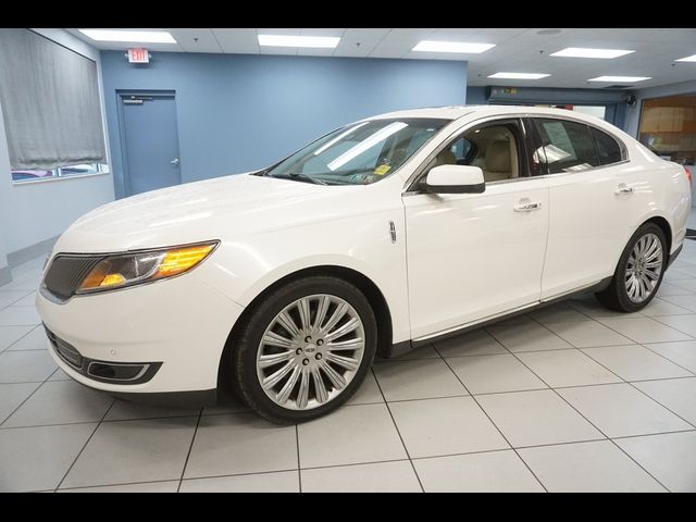 2015 Lincoln MKS Base