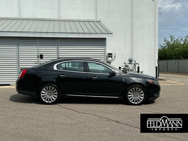 2015 Lincoln MKS Base