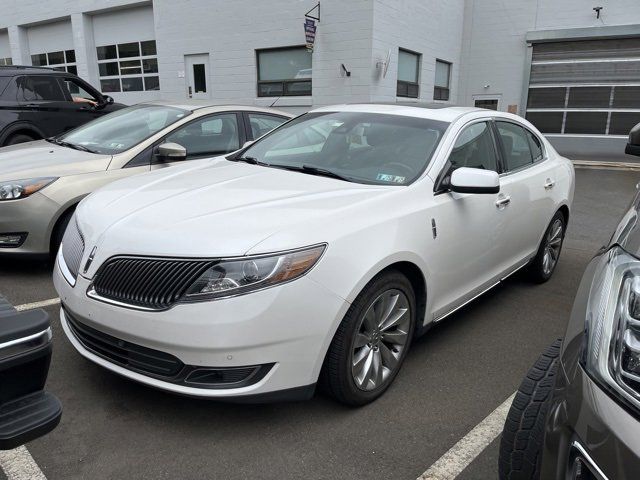 2015 Lincoln MKS Base