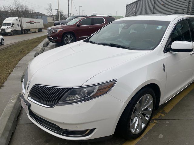 2015 Lincoln MKS Base