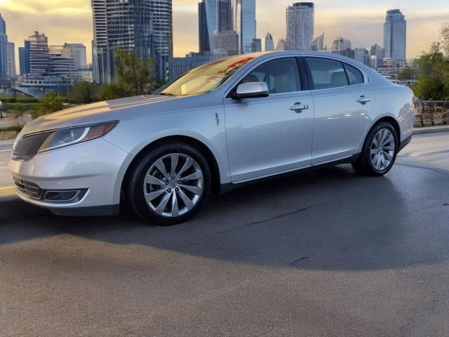 2015 Lincoln MKS Base