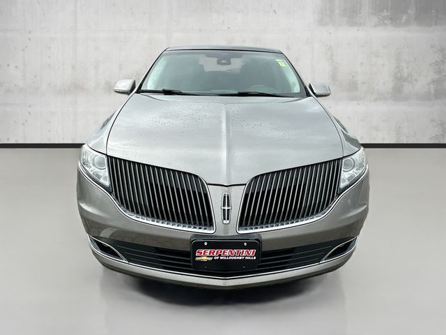 2015 Lincoln MKT Base