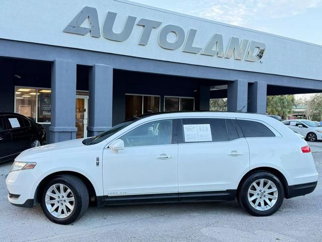 2015 Lincoln MKT Base