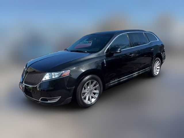 2015 Lincoln MKT Base