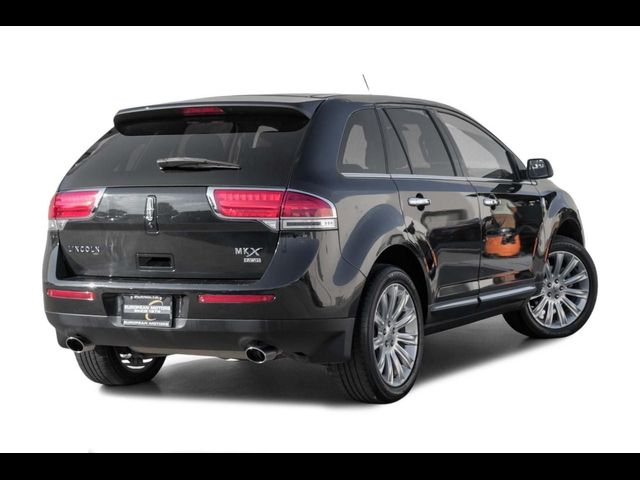 2015 Lincoln MKX Base