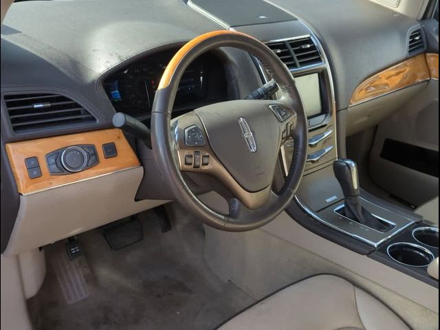 2015 Lincoln MKX Base