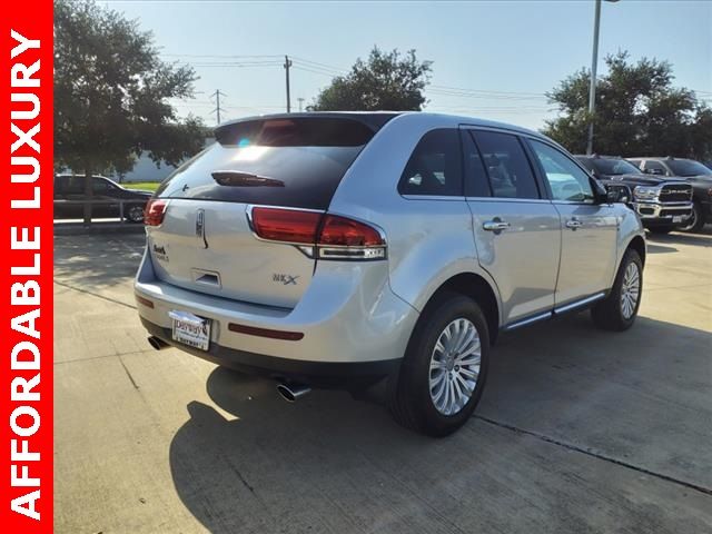 2015 Lincoln MKX Base