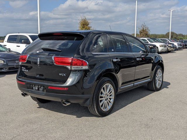 2015 Lincoln MKX Base