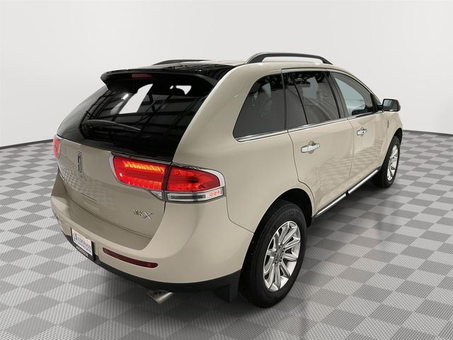 2015 Lincoln MKX Base