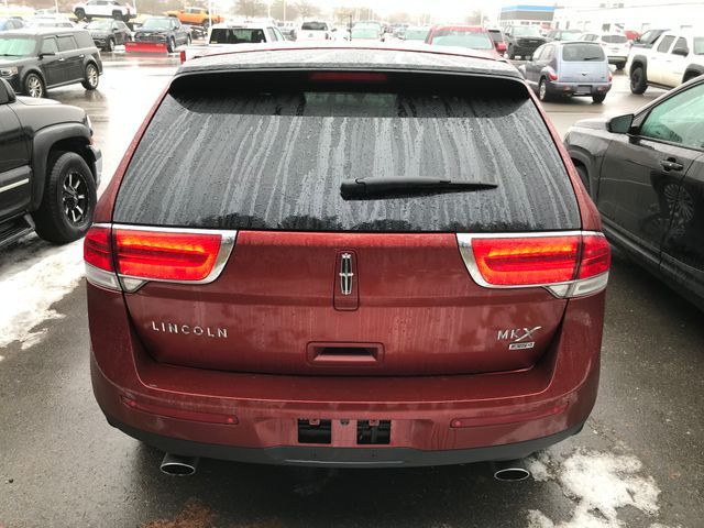 2015 Lincoln MKX Base