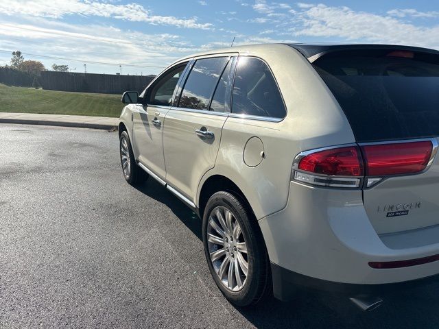 2015 Lincoln MKX Base