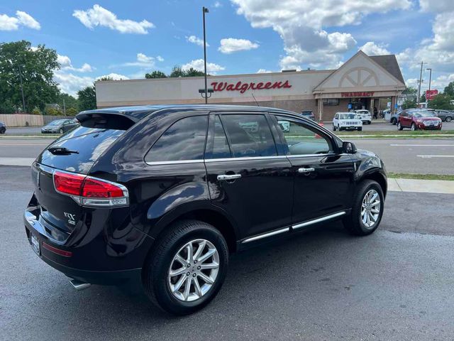 2015 Lincoln MKX Base