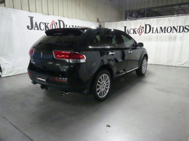 2015 Lincoln MKX Base