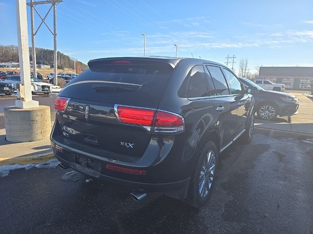 2015 Lincoln MKX Base