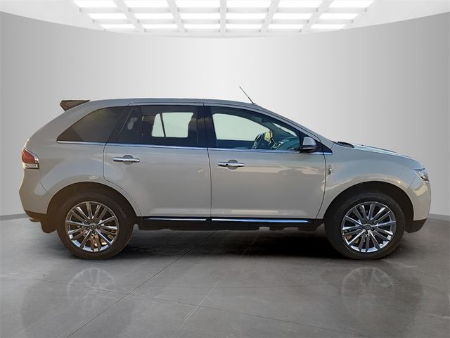 2015 Lincoln MKX Base