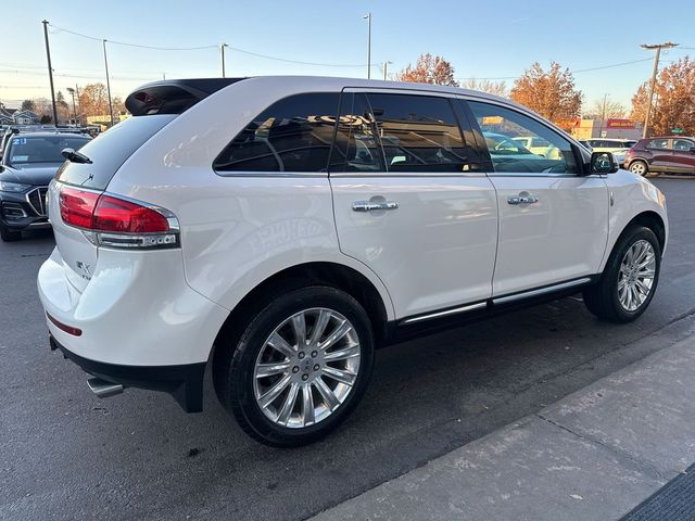 2015 Lincoln MKX Base