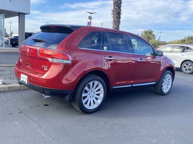 2015 Lincoln MKX Base