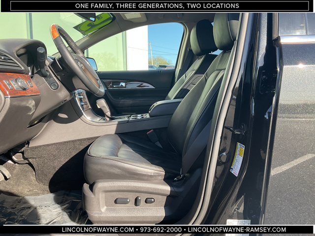 2015 Lincoln MKX Base