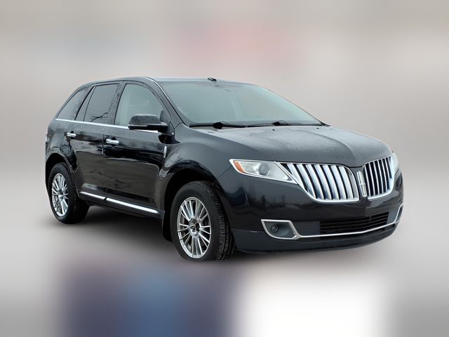 2015 Lincoln MKX Base