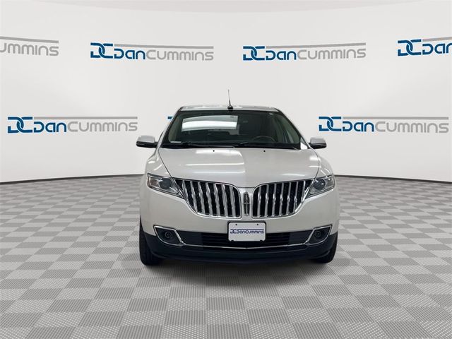 2015 Lincoln MKX Base