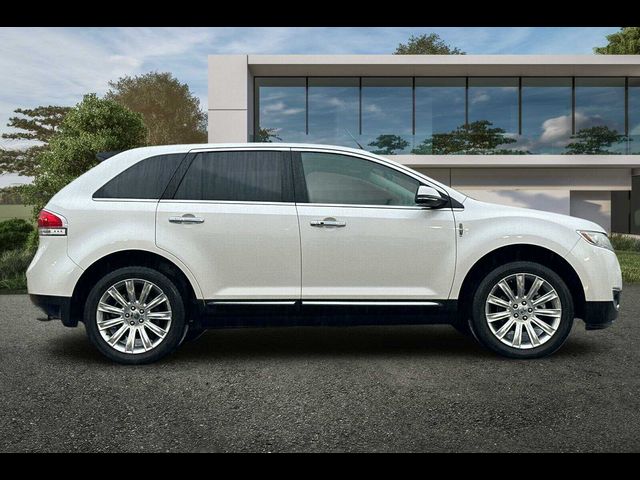 2015 Lincoln MKX Base