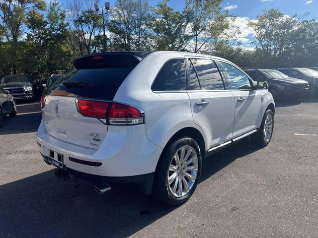 2015 Lincoln MKX Base