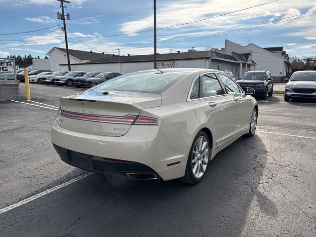 2015 Lincoln MKZ Base