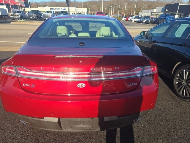 2015 Lincoln MKZ Hybrid Base