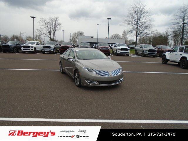 2015 Lincoln MKZ Hybrid Base