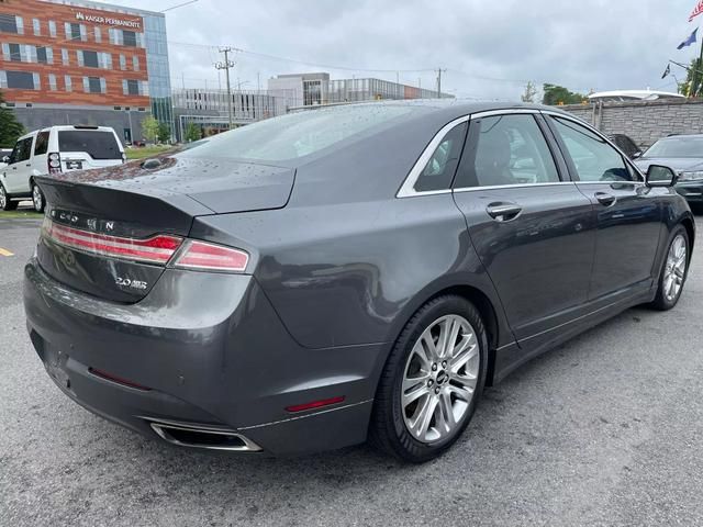 2015 Lincoln MKZ Base