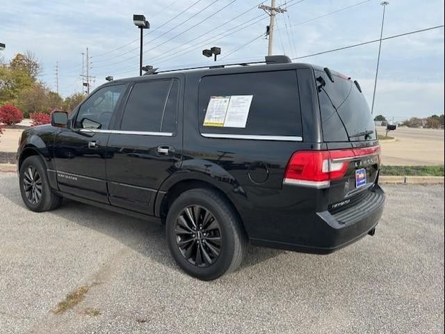 2015 Lincoln Navigator Base