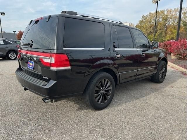 2015 Lincoln Navigator Base