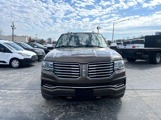 2015 Lincoln Navigator Base