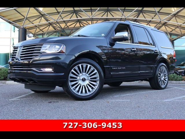 2015 Lincoln Navigator Base