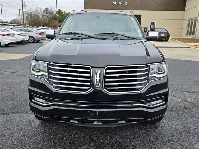 2015 Lincoln Navigator Base