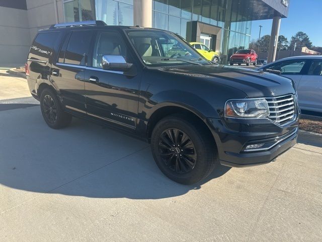 2015 Lincoln Navigator Base