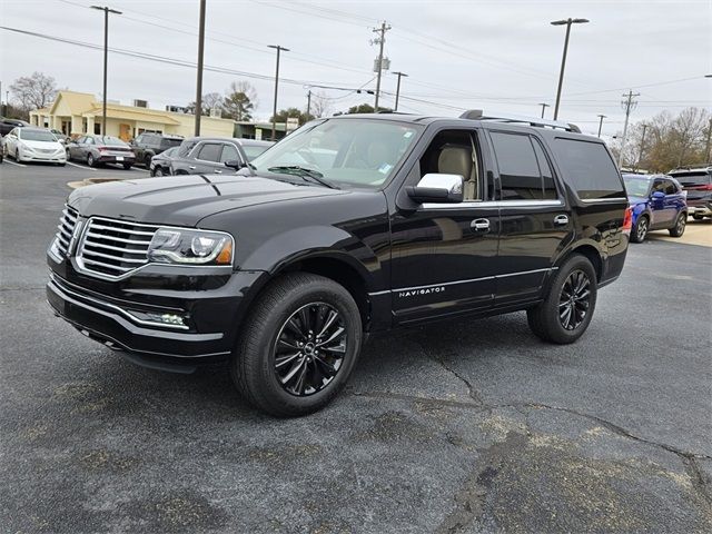 2015 Lincoln Navigator Base