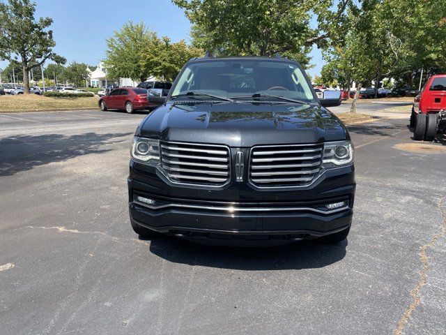 2015 Lincoln Navigator Base