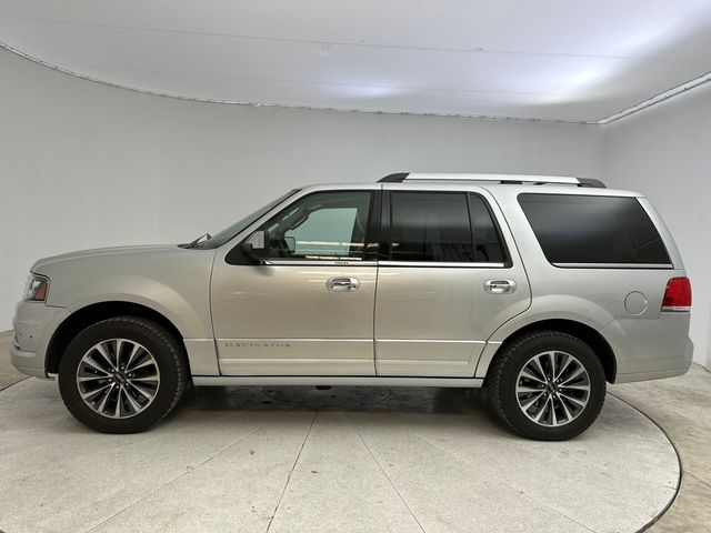 2015 Lincoln Navigator Base