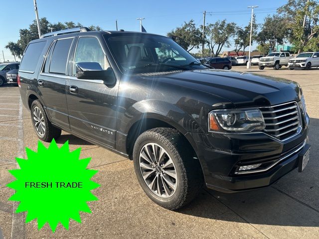 2015 Lincoln Navigator Base