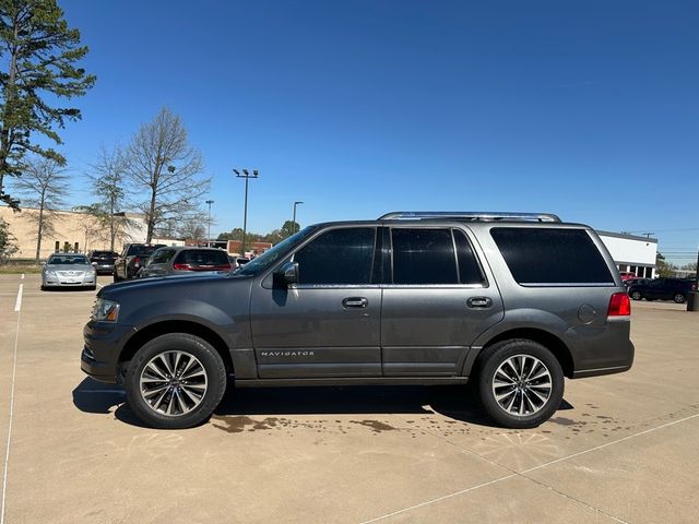 2015 Lincoln Navigator Base