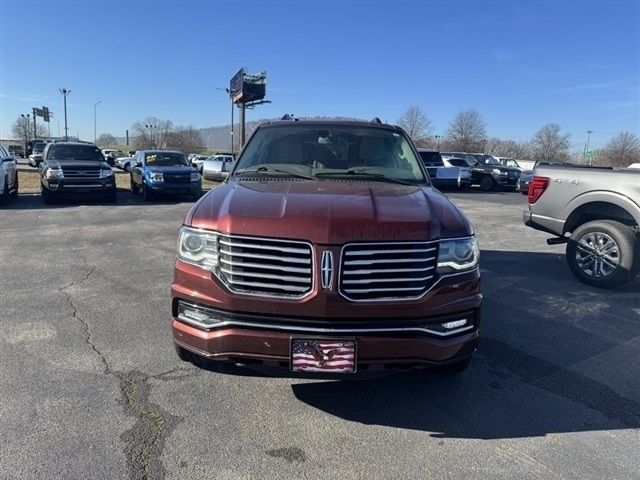 2015 Lincoln Navigator Base