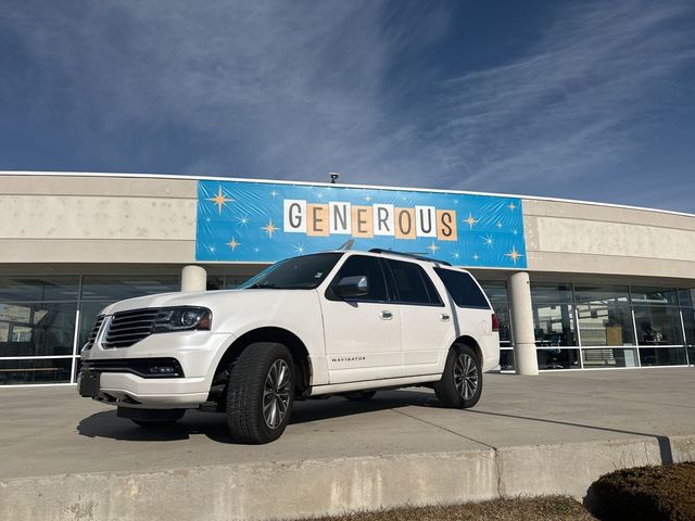 2015 Lincoln Navigator Base