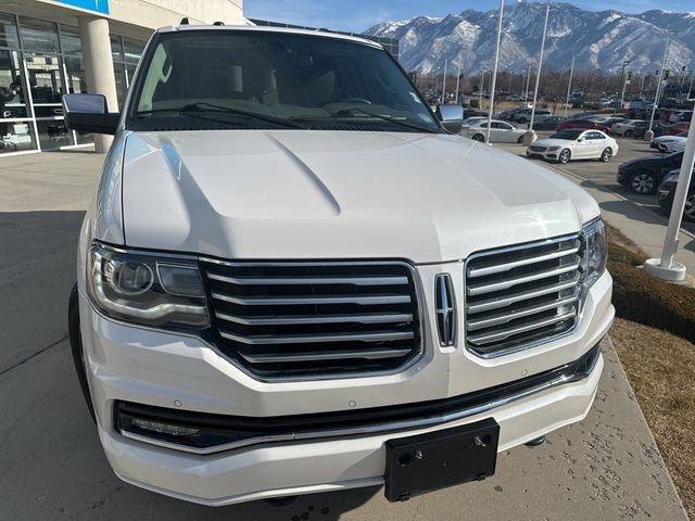 2015 Lincoln Navigator Base