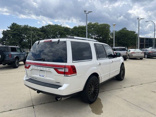 2015 Lincoln Navigator Base