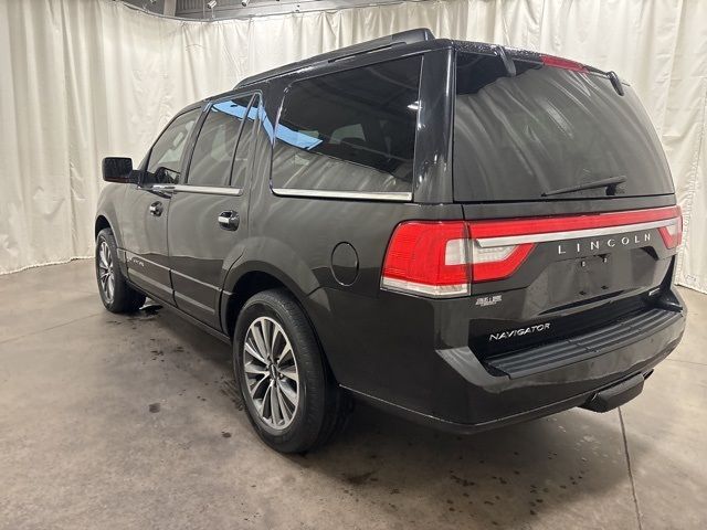 2015 Lincoln Navigator Base